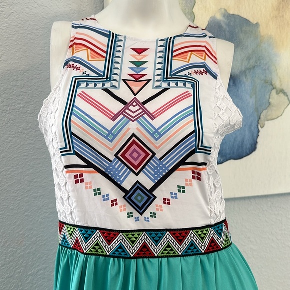 TROPICAL PRINT FLOWING BOHO DRESS BY XJF. MC - Picture 4 of 10